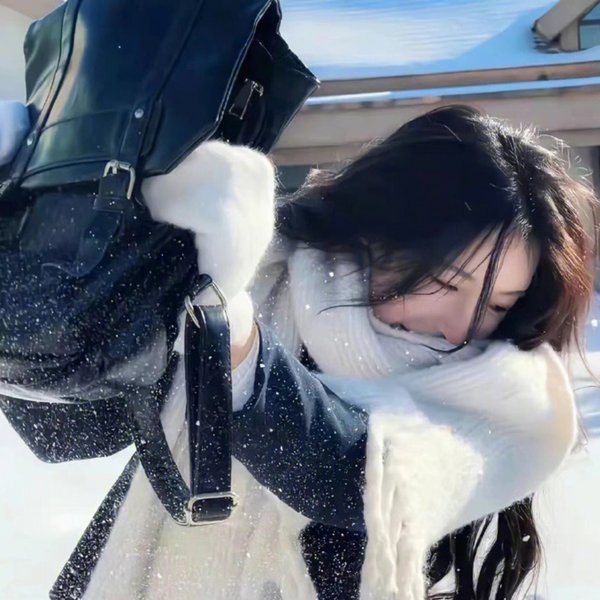 心声泄露，真千金逆袭成团宠